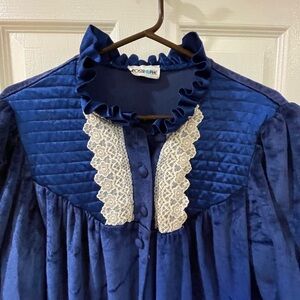 Apostrophe Blue Robe with White Lace Trim